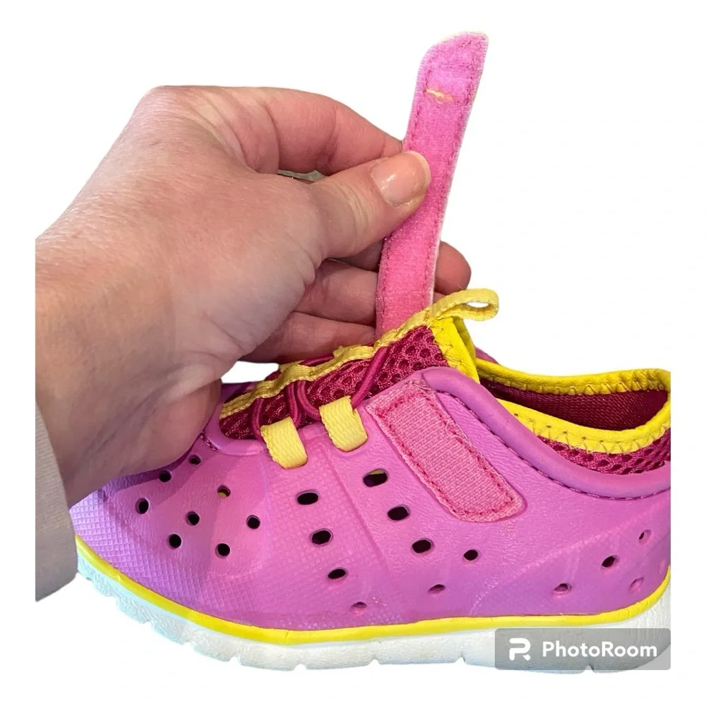 London Fogg Water Shoe Pink